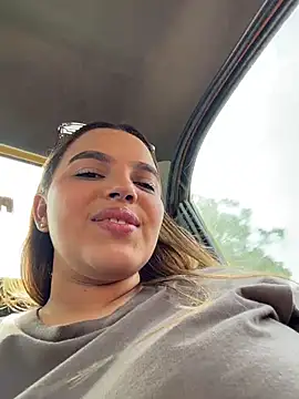 Snapshot of vivicolibri chatting on December 16, 2025, 7:30 pm vivicolibri online show from December 16, 2025, 7:30 pm