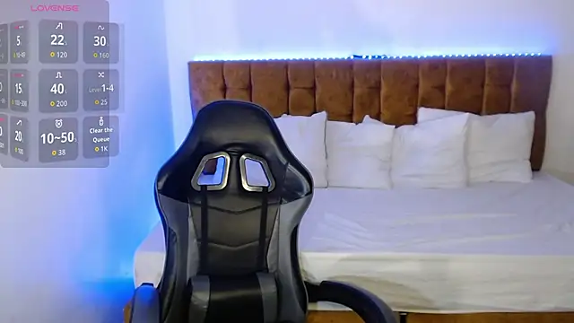 alexiaaross online show from November 1, 2025, 4:58 am