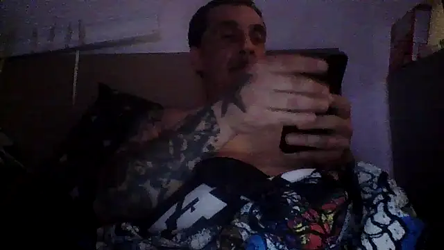 Snapshot of CandiedPompano chatting on June 12, 2026, 4:22 am CandiedPompano online show from June 12, 2026, 4:22 am