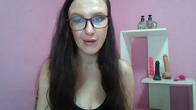Snapshot of LolaBoobs chatting on May 8, 2026, 7:03 am LolaBoobs online show from May 8, 2026, 7:03 am