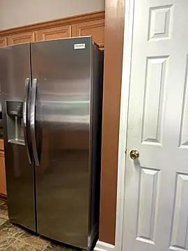 Snapshot of choclatepeaach chatting on November 3, 2025, 6:31 pm choclatepeaach online show from November 3, 2025, 6:31 pm