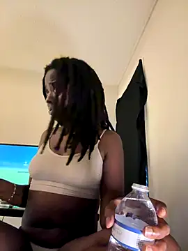 Snapshot of choclatepeaach chatting on November 9, 2025, 12:36 pm choclatepeaach online show from November 9, 2025, 12:36 pm