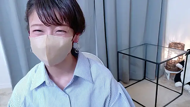 Risa 06 online show from February 8, 2026, 12:52 pm