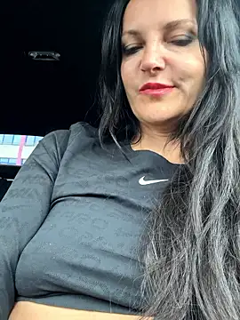 -OLYA- online show from January 13, 2026, 1:38 pm