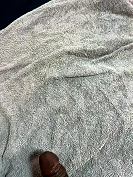 Snapshot of vickdiamondick chatting on December 17, 2025, 11:38 am vickdiamondick online show from December 17, 2025, 11:38 am