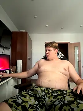 Snapshot of big_boy163 chatting on October 1, 2025, 5:24 am big boy163 online show from October 1, 2025, 5:24 am