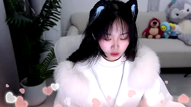 Snapshot of Sheep-1 chatting on March 10, 2025, 11:10 am Sheep-1 online show from March 10, 2025, 11:10 am