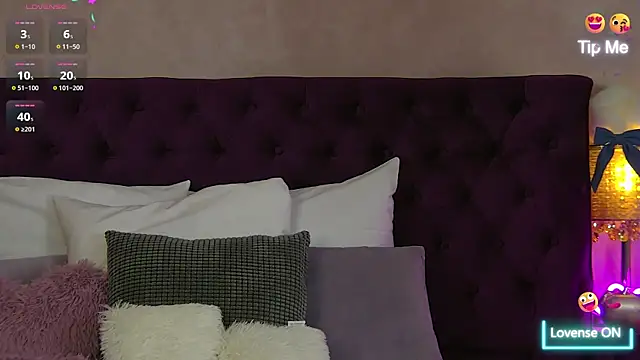 Snapshot of MazeSin chatting on February 3, 2025, 12:15 am MazeSin online show from February 3, 2025, 12:15 am