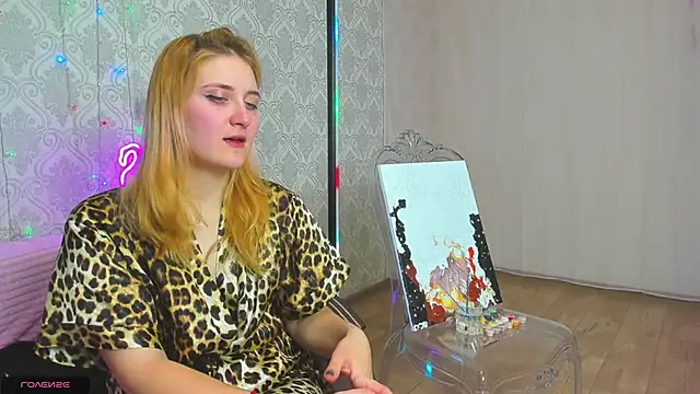 Miss Elsa  online show from March 12, 2025, 3:29 pm