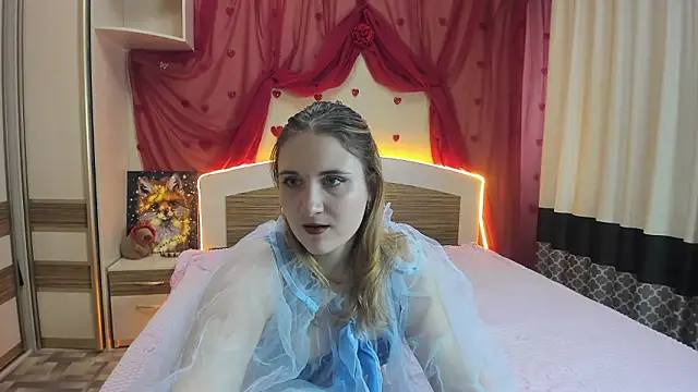 Miss Elsa  online show from March 26, 2026, 4:29 am