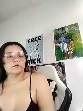 gigiqueen 18 online show from May 7, 2026, 2:55 pm