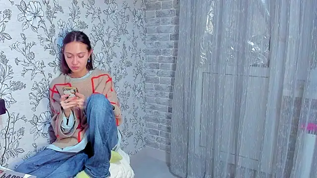 Snapshot of EllaSky_xoxo chatting on December 13, 2025, 8:25 pm EllaSky xoxo online show from December 13, 2025, 8:25 pm