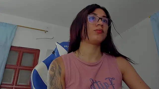 Camila TransGirl online show from November 15, 2025, 1:40 pm