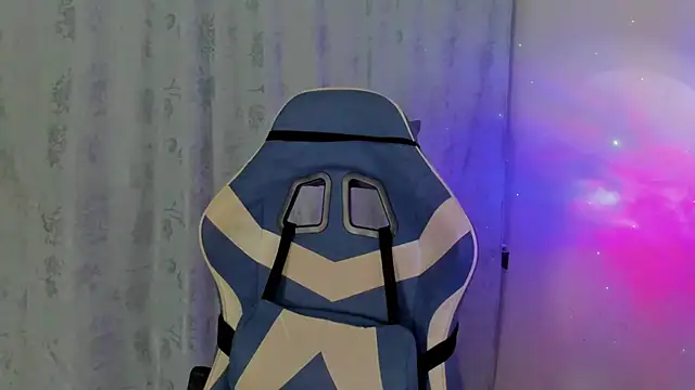 Camila TransGirl online show from December 20, 2025, 4:25 pm