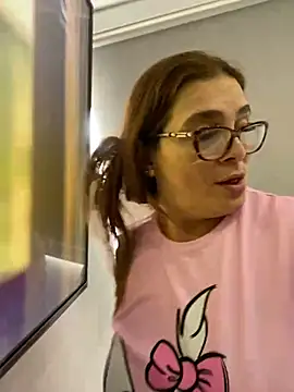 AntonellaAlondra4 online show from March 20, 2025, 4:53 pm