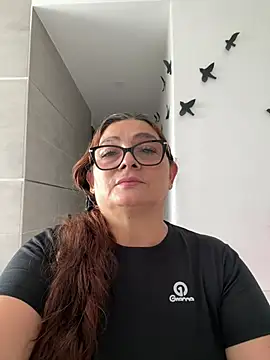 AntonellaAlondra4 online show from June 5, 2026, 3:07 pm