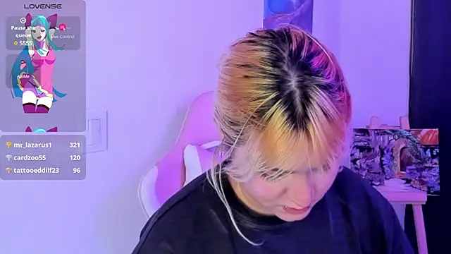 Pretty  zoe online show from February 11, 2025, 6:30 am