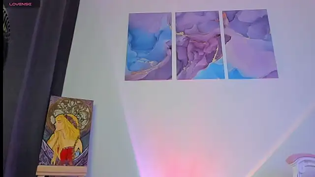 Pretty  zoe online show from February 24, 2025, 3:23 am