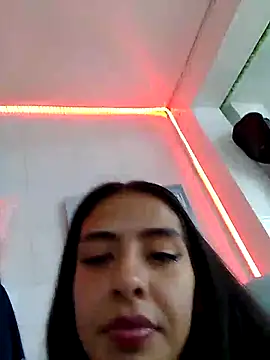 Snapshot of Alisson_420 chatting on November 3, 2025, 3:52 am Alisson 420 online show from November 3, 2025, 3:52 am