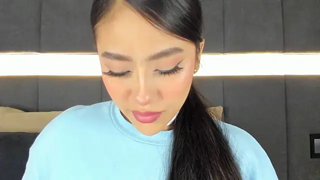 Snapshot of nicolle_pierce chatting on September 30, 2025, 1:27 pm nicolle pierce online show from September 30, 2025, 1:27 pm