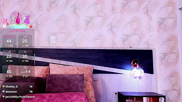 Snapshot of nicolle_pierce chatting on December 4, 2025, 1:20 pm nicolle pierce online show from December 4, 2025, 1:20 pm