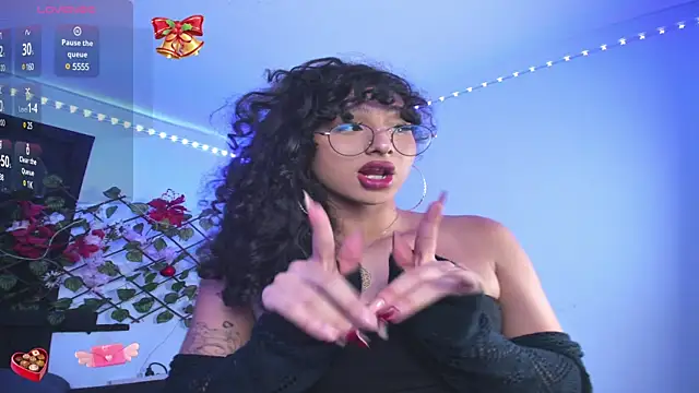 Snapshot of Heka_Prudence chatting on December 15, 2024, 6:51 am Heka Prudence online show from December 15, 2024, 6:51 am