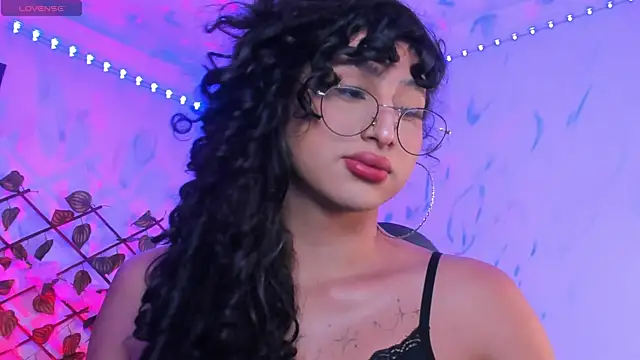 Snapshot of Heka_Prudence chatting on January 29, 2025, 4:26 am Heka Prudence online show from January 29, 2025, 4:26 am