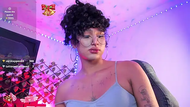 Snapshot of Heka_Prudence chatting on February 5, 2025, 8:11 am Heka Prudence online show from February 5, 2025, 8:11 am