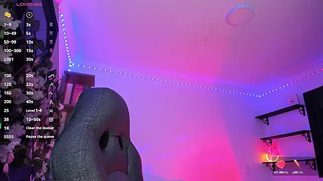 Snapshot of Heka_Prudence chatting on February 27, 2025, 3:36 am Heka Prudence online show from February 27, 2025, 3:36 am