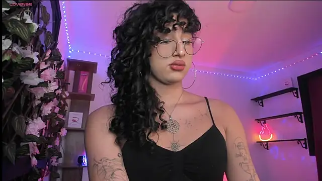 Snapshot of Heka_Prudence chatting on March 11, 2025, 2:10 am Heka Prudence online show from March 11, 2025, 2:10 am