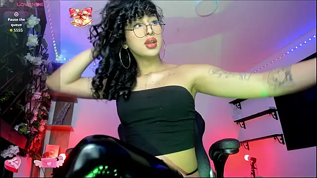 Snapshot of Heka_Prudence chatting on September 11, 2025, 4:01 am Heka Prudence online show from September 11, 2025, 4:01 am