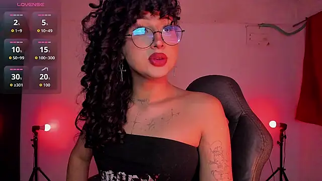 Snapshot of Heka_Prudence chatting on July 8, 2026, 4:06 am Heka Prudence online show from July 8, 2026, 4:06 am