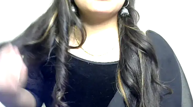 Snapshot of Come-on-over chatting on February 6, 2025, 9:17 pm Come-on-over online show from February 6, 2025, 9:17 pm