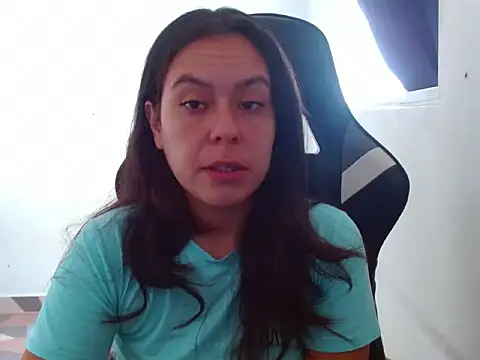 Snapshot of Hard_innocence chatting on November 9, 2025, 5:22 pm Hard innocence online show from November 9, 2025, 5:22 pm