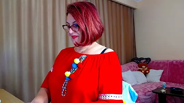 EdithCharm online show from October 8, 2025, 3:42 pm