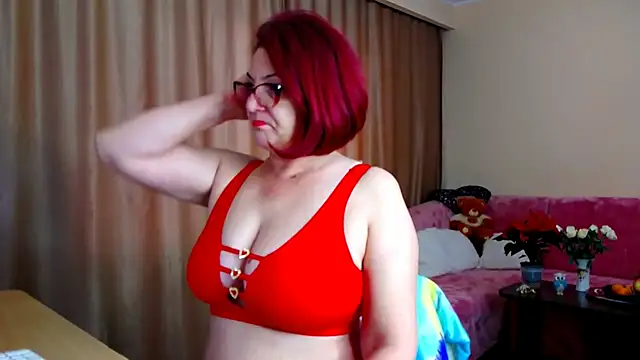 EdithCharm online show from December 4, 2025, 1:53 pm