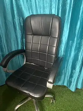 Snapshot of poision51 chatting on February 20, 2025, 8:28 am poision51 online show from February 20, 2025, 8:28 am