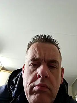 Hectorthyssen1 online show from March 15, 2025, 10:57 am