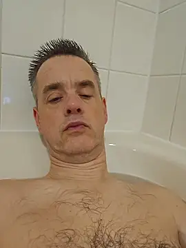 Hectorthyssen1 online show from January 17, 2026, 8:12 pm