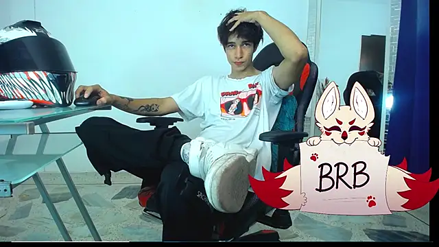 Snapshot of Zacktk7 chatting on January 24, 2025, 12:09 am Zacktk7 online show from January 24, 2025, 12:09 am