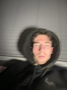 Snapshot of MikesWood21 chatting on February 11, 2025, 1:41 am MikesWood21 online show from February 11, 2025, 1:41 am