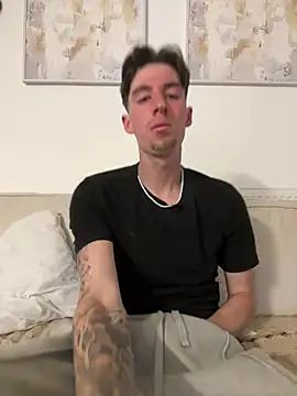 MikesWood21 online show from May 18, 2026, 11:54 pm