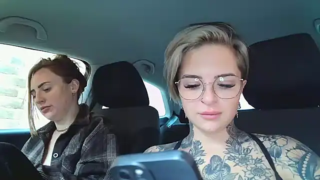 Snapshot of Alexandersonxo chatting on December 21, 2024, 1:10 pm Alexandersonxo online show from December 21, 2024, 1:10 pm