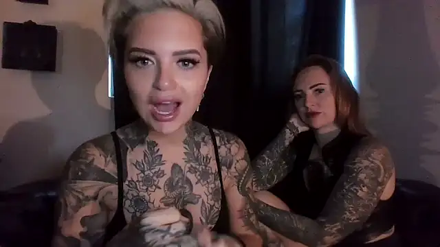 Snapshot of Alexandersonxo chatting on November 30, 2025, 11:03 am Alexandersonxo online show from November 30, 2025, 11:03 am