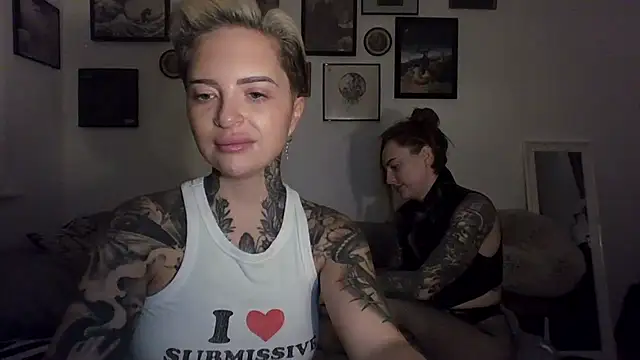 Snapshot of Alexandersonxo chatting on December 15, 2025, 8:07 am Alexandersonxo online show from December 15, 2025, 8:07 am