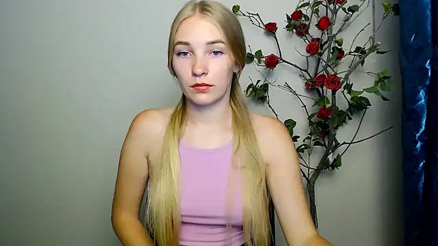 Queen ofLove online show from September 23, 2025, 6:44 pm