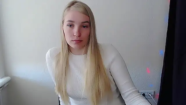 Queen ofLove online show from April 15, 2026, 7:59 am