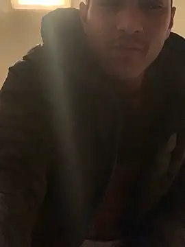 Snapshot of Ryan-hot chatting on December 6, 2024, 5:09 am Ryan-hot online show from December 6, 2024, 5:09 am