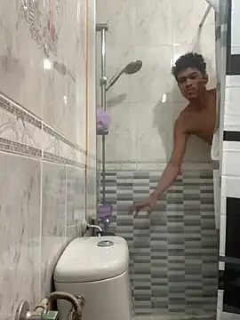 Snapshot of Ryan-hot chatting on December 22, 2024, 1:34 am Ryan-hot online show from December 22, 2024, 1:34 am