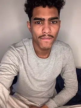 Snapshot of Ryan-hot chatting on January 5, 2025, 9:15 am Ryan-hot online show from January 5, 2025, 9:15 am